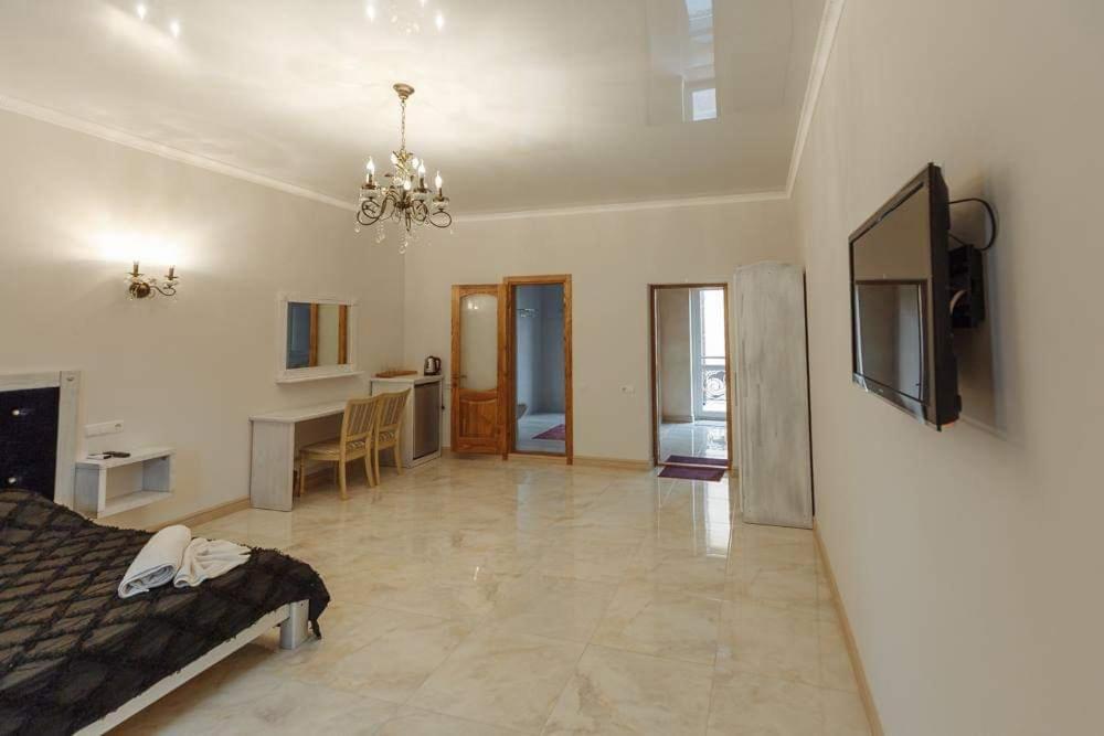 Бутик 2017 Hotel Bilhorod-Dnistrovskyy Exterior photo