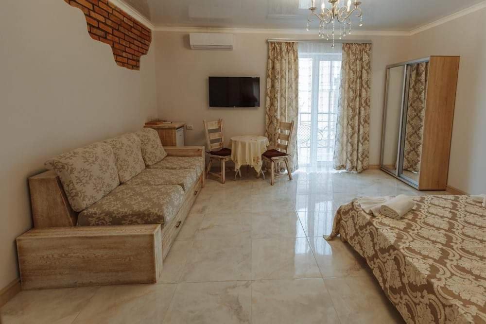 Бутик 2017 Hotel Bilhorod-Dnistrovskyy Exterior photo